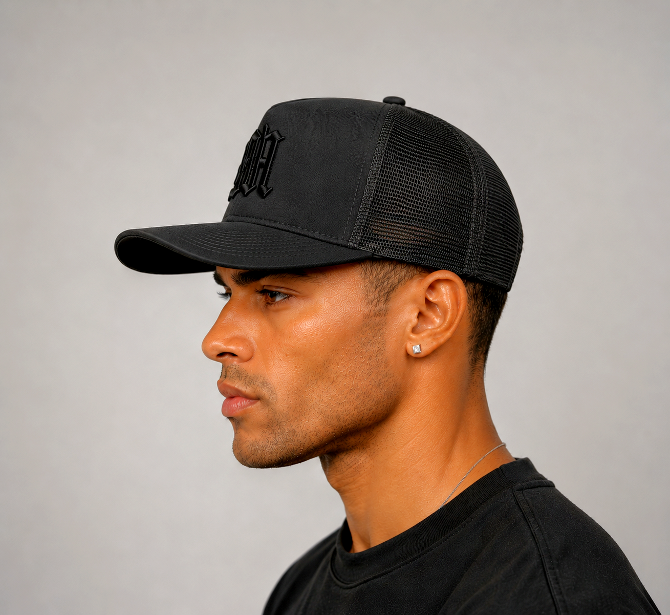 GORRA MADWEAR NEGRO/LOGO NEGRO